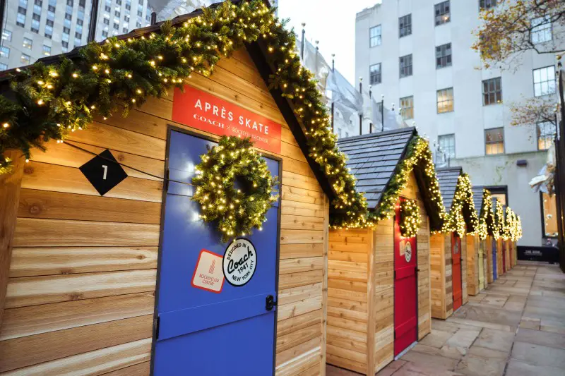 8 Festive Things To Do In Rockefeller Center To Celebrate The Holidays   2022 Apres Skate Chalets (2)   Courtesy Of Tishman Speyer 